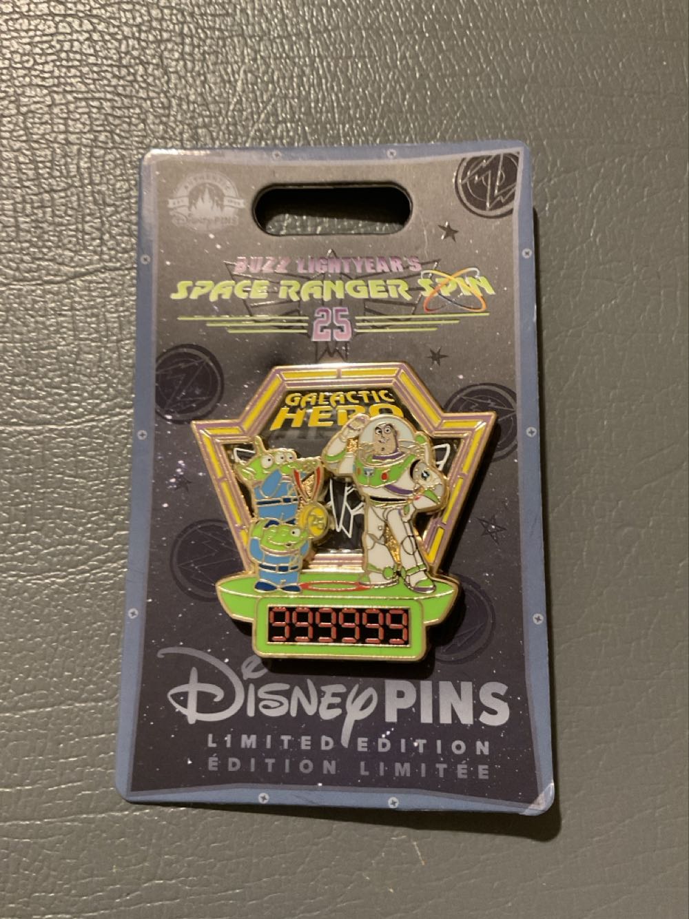 Figpin Star Wars A New Hope Luke Skywalker Collectible Enamel #832