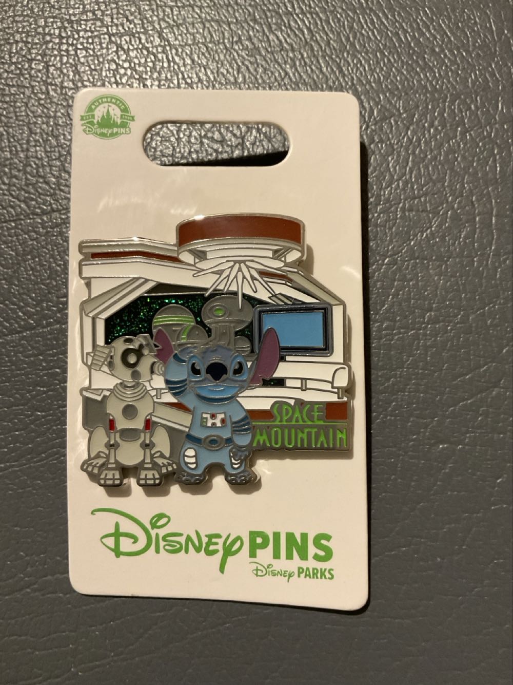 Stitch - Space Mountain  pin collectible - Main Image 1