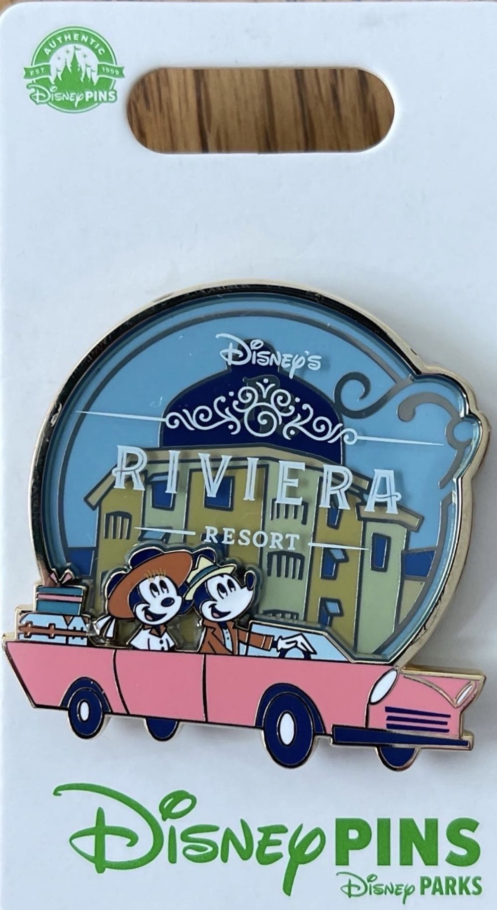 Resorts - Disney’s Riviera Resort - Mickey Mouse & Minnie Mouse In Pink Car - Common pin collectible [Barcode 400959269211] - Main Image 2