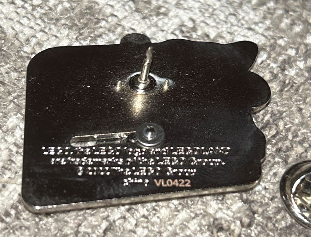 Legoland - Lapel Pin pin collectible - Main Image 3