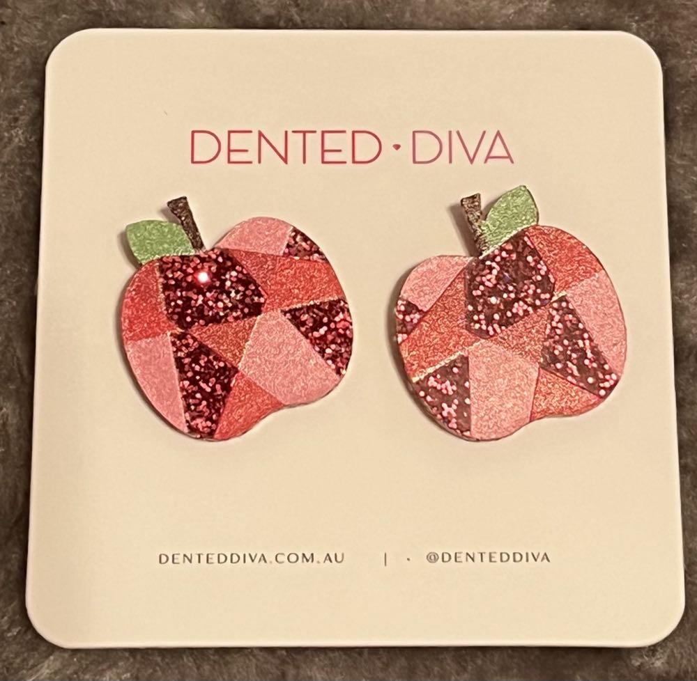 Dented Diva - Astonishing Apple Stud Earrings - Earrings pin collectible - Main Image 2