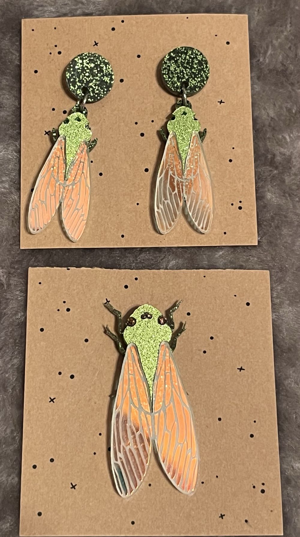 Lazer Unicorn - Cicada Earrings - Earrings pin collectible - Main Image 2