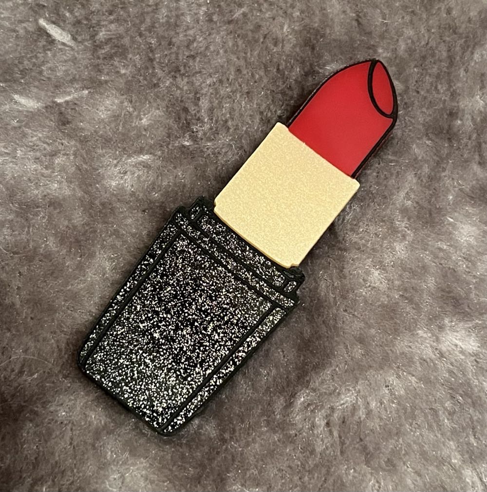 Parksy Pop - Red Lipstick - Brooch pin collectible - Main Image 2