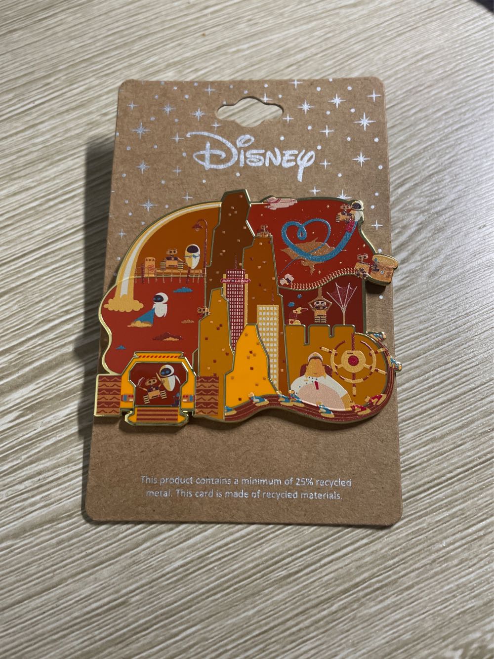 Wall-e Multi Scene Pin - Box Lunch  pin collectible [Barcode 30564438] - Main Image 1