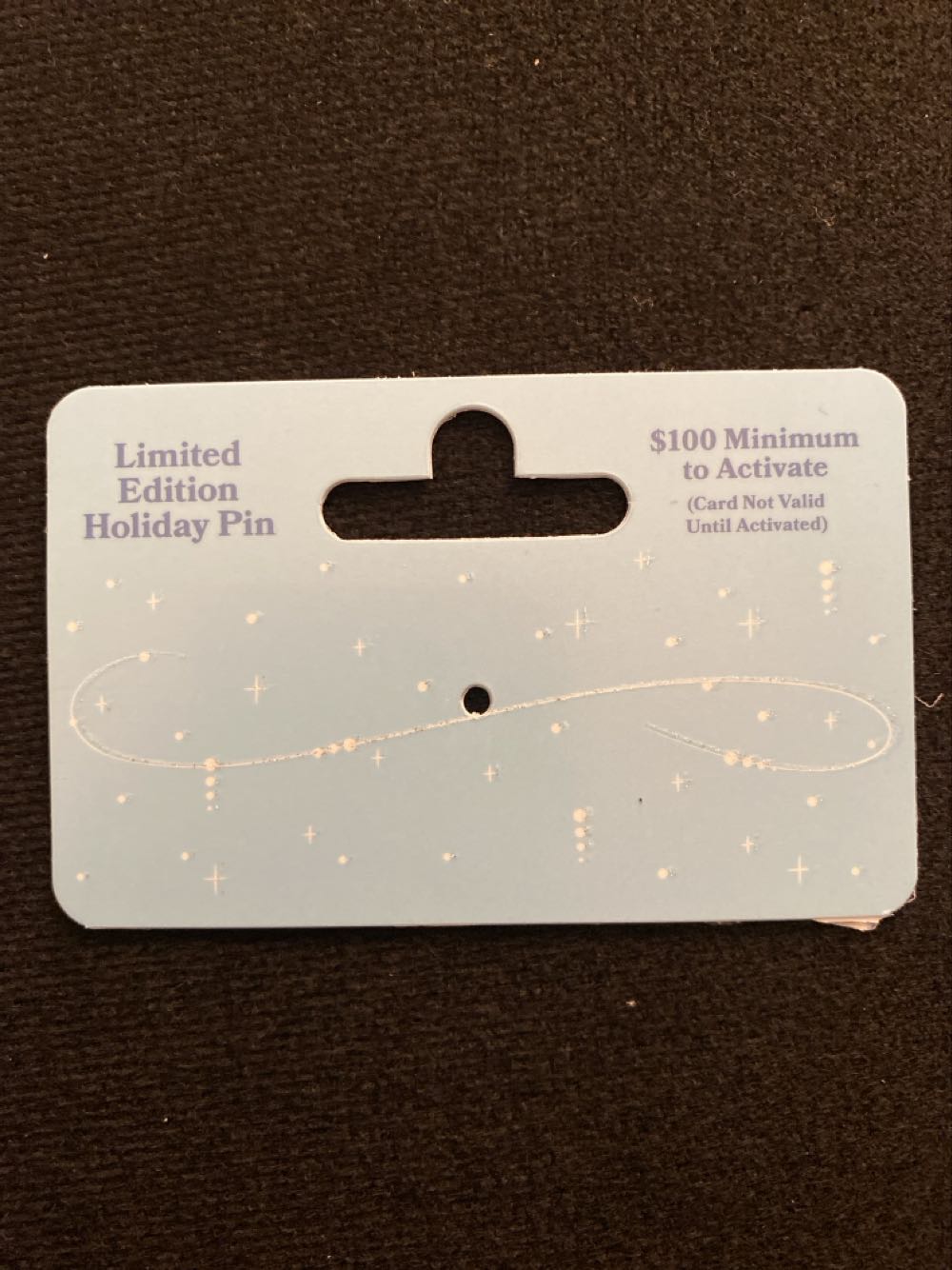 Donald and Daisy Holiday Pin LE  pin collectible - Main Image 3