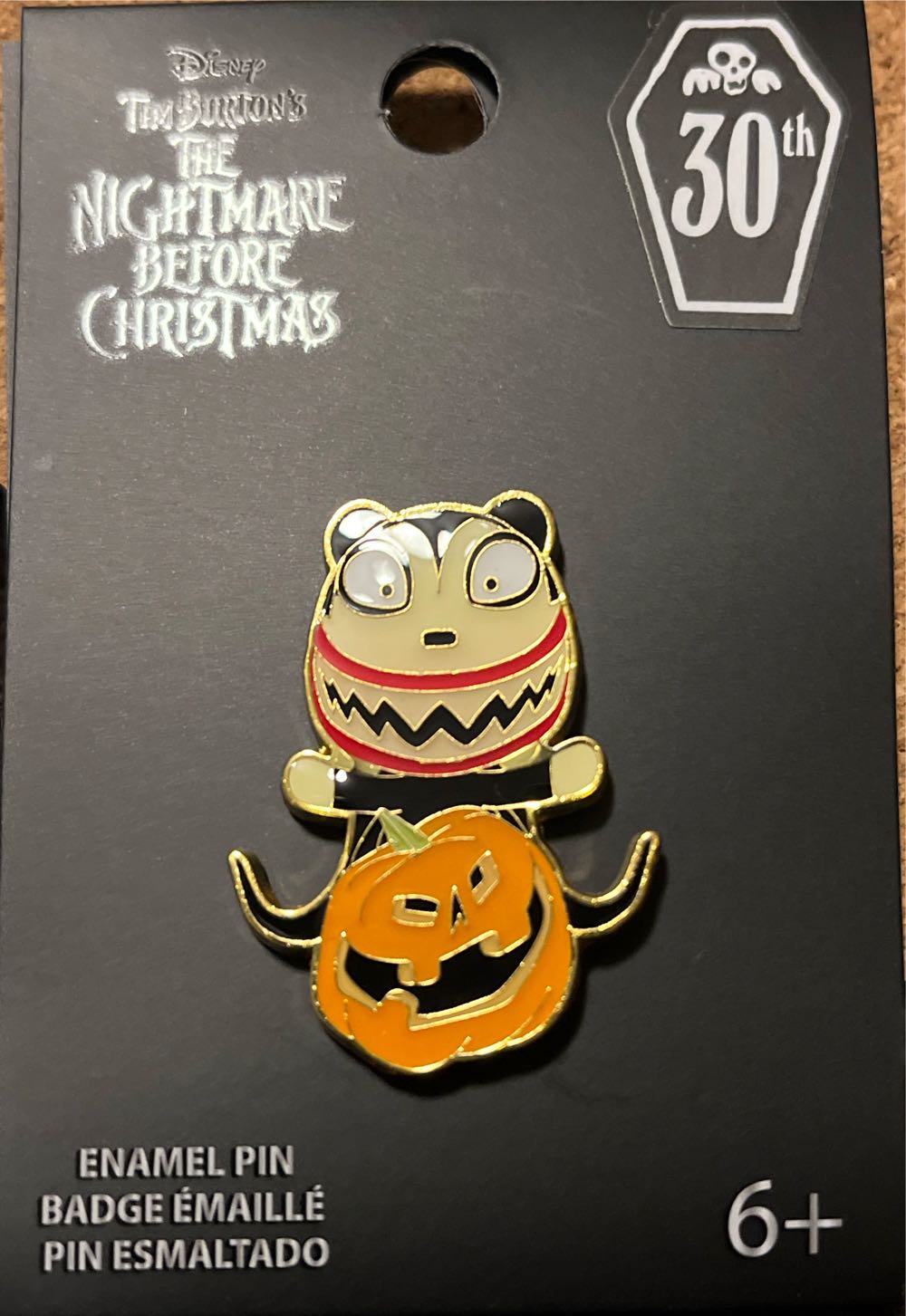 Loungefly Disney Alice In Wonderland Falling Down The Rabbit Hole 3” Collector Box Pin