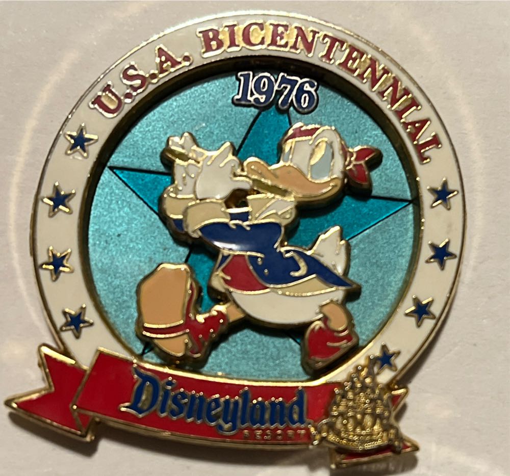 Pirates If The Caribbean Hinge Skeleton Dog And Parrot