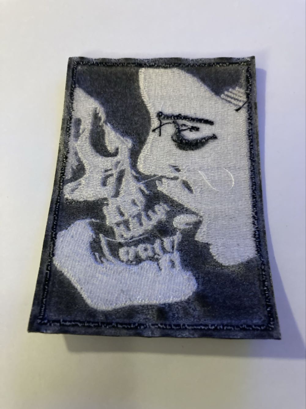 Skull Kiss  pin collectible - Main Image 2