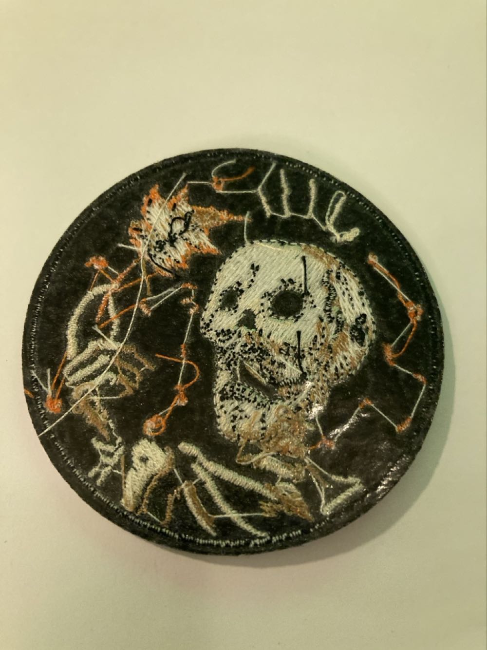 Skull Leaf  pin collectible - Main Image 2