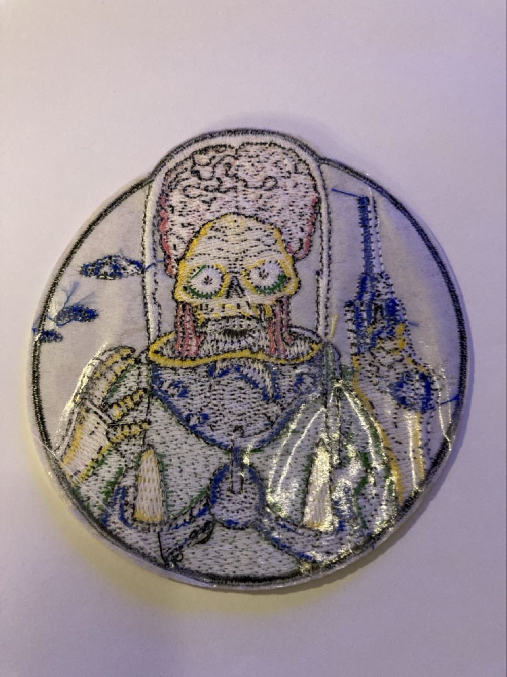 Mars Attacks  pin collectible - Main Image 2