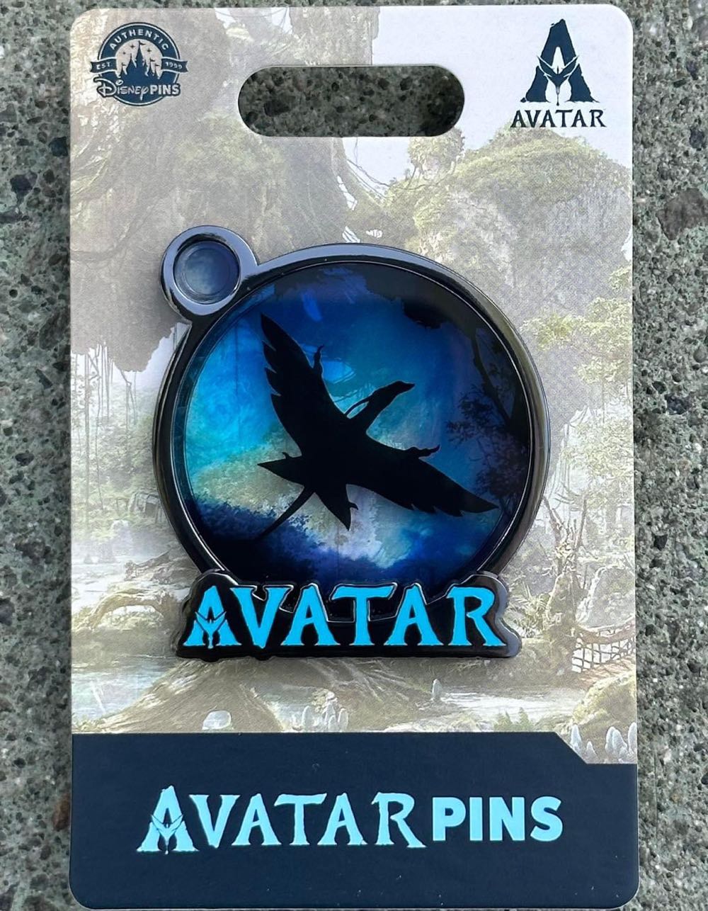 Avatar  pin collectible - Main Image 2