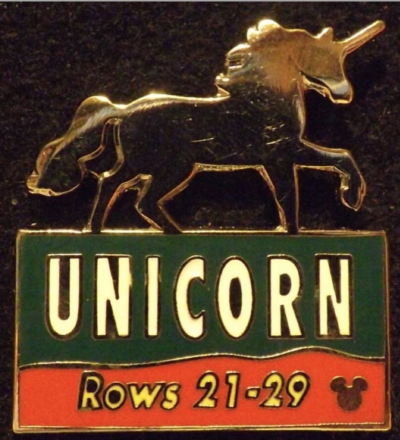 2004 - Cast Lanyard Collection III - Magic Kingdom Parking Signs - Minnie Mouse