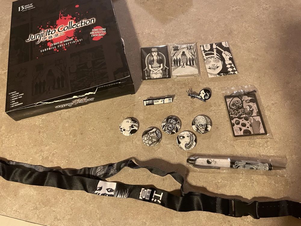 Junji Ito-Looksee  pin collectible - Main Image 2