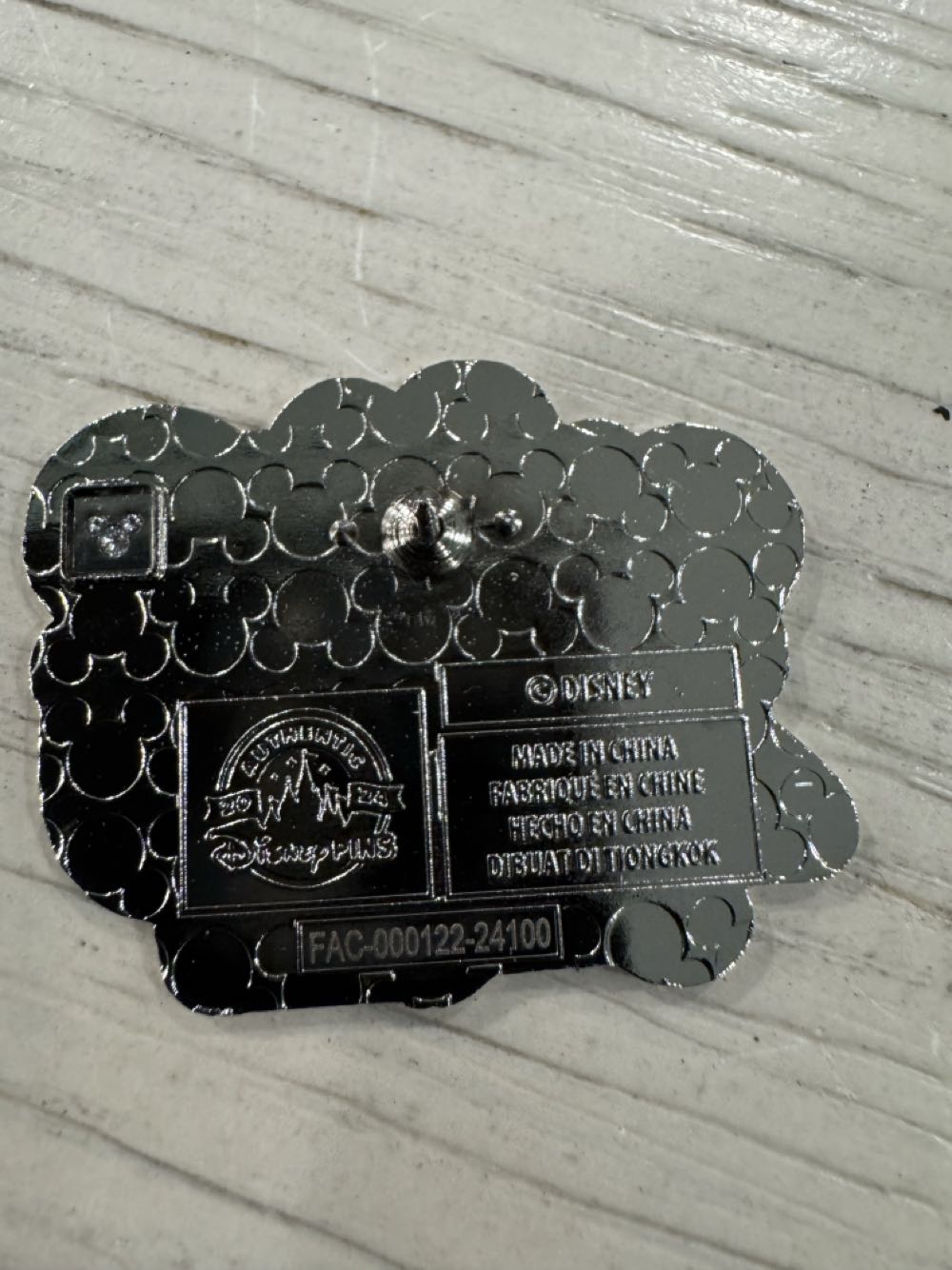 Disneyland Resort - Resorts And Locations pin collectible [Barcode 400966819478] - Main Image 3