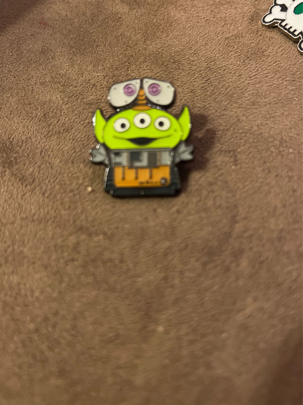 Tangram Pin Set - Mickey Mouse and Friends - Minnie Only