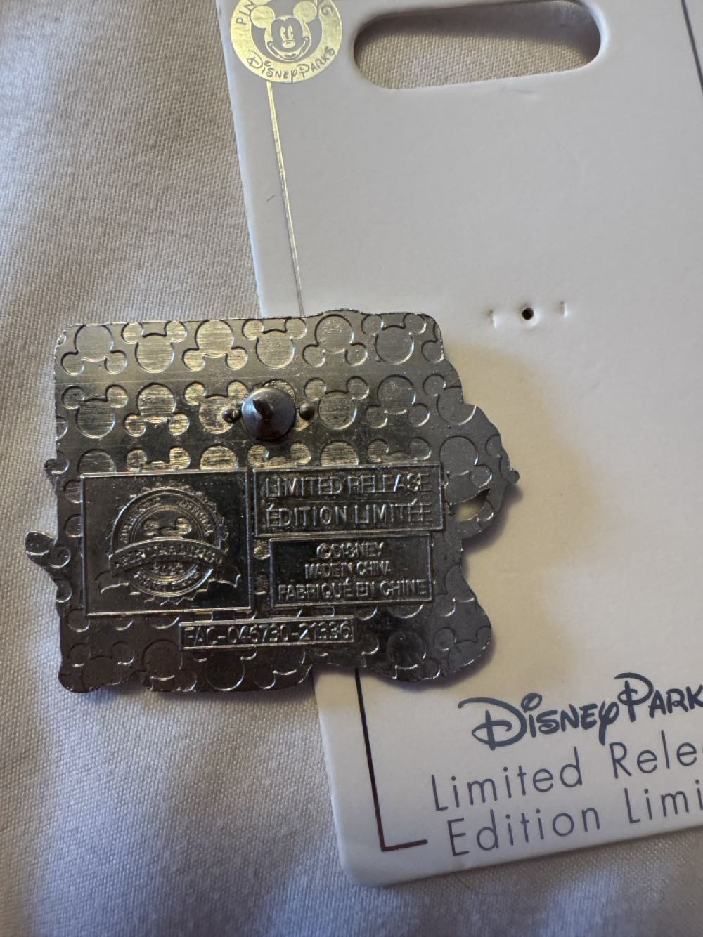 Disney Nurses Day 2022 - Disney Trading Pin pin collectible [Barcode 465051988828] - Main Image 2