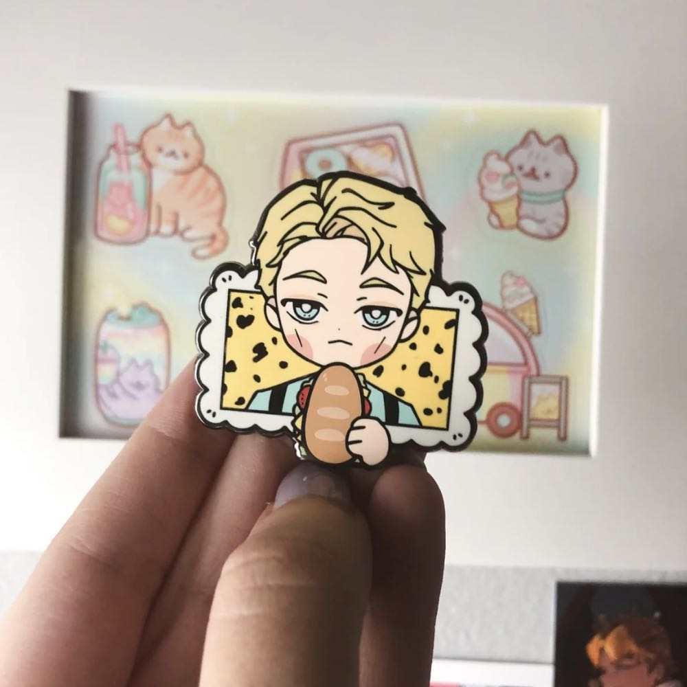 Nanami Bread Lover  pin collectible - Main Image 2