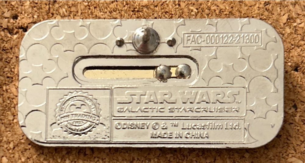 Resistance Galactic Star Starcruiser Disney Chandrila Secret Wars Halcyon - Limited Release pin collectible [Barcode 400948815955] - Main Image 4