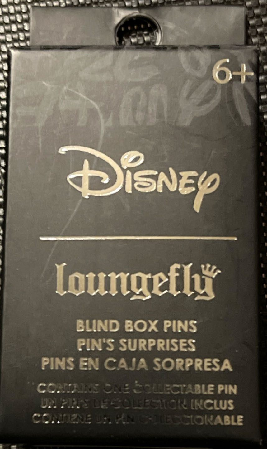 Alice Blind Box [Alice In Bottle; 2 Of Hearts Card Guard] - Disney Loungefly pin collectible - Main Image 3
