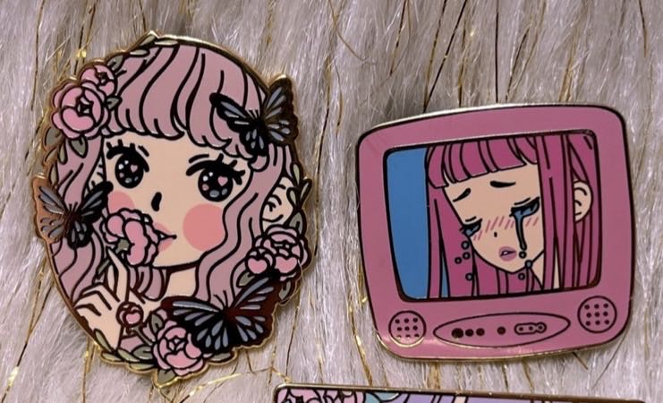 Butterfly Girl - Enamel pin collectible - Main Image 2