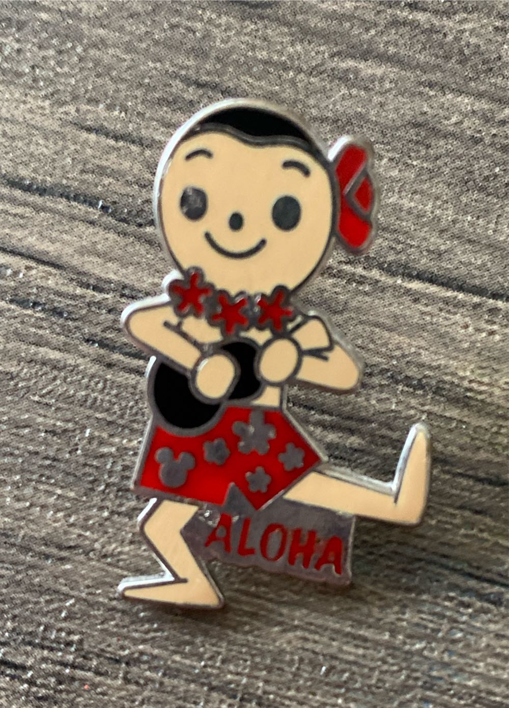 The little mermaid, Ariel, and flounder blue circle