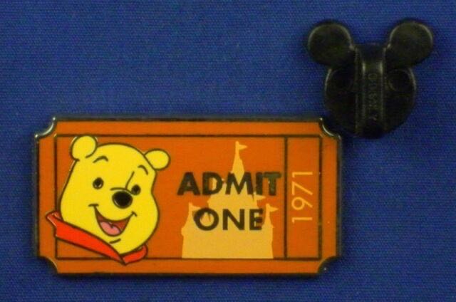 Disney Very Merry Christmas Minnie Mouse