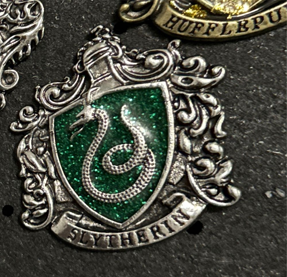 Madrassa Lapel House Madrassa Firefly Loot Crate New Qmx