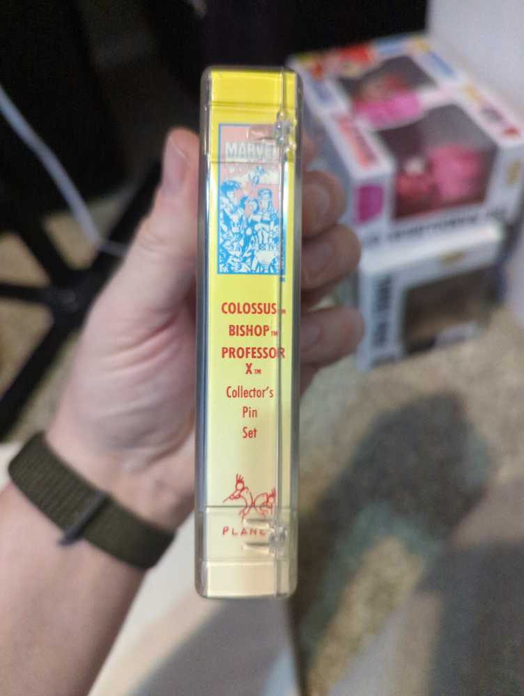 X-Men 30 Years Anniversary Pin Collection - Enamel Brass Back pin collectible - Main Image 3