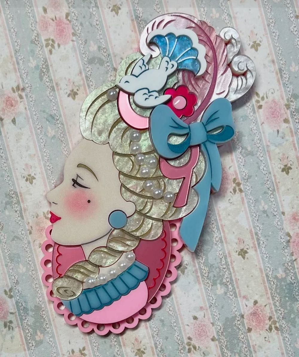 Mickey Ears, Red Apple