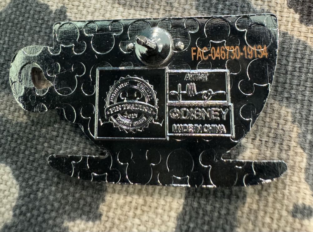 Teacup, Happy Face, Smile  pin collectible - Main Image 2