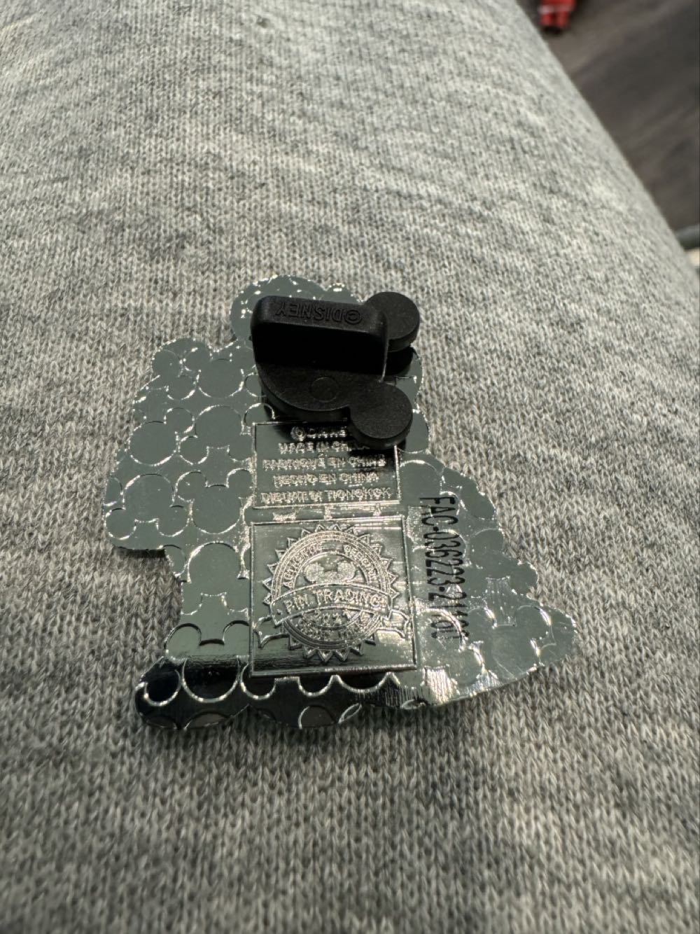 Mickey Mouse As Tiny Tim - Christmas  pin collectible - Main Image 2