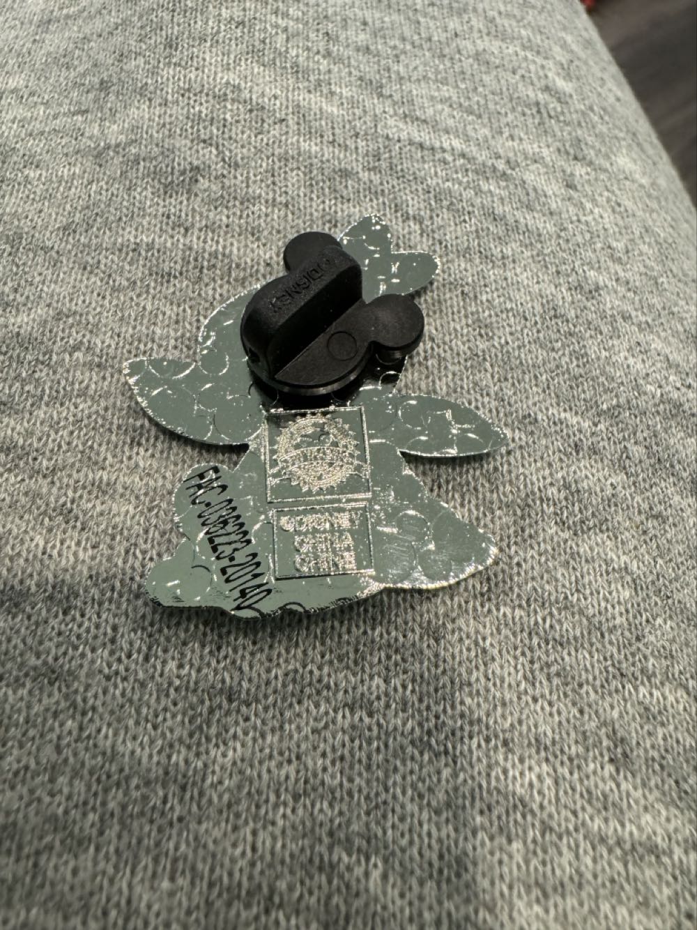 Orange Bird Snowman  pin collectible - Main Image 2