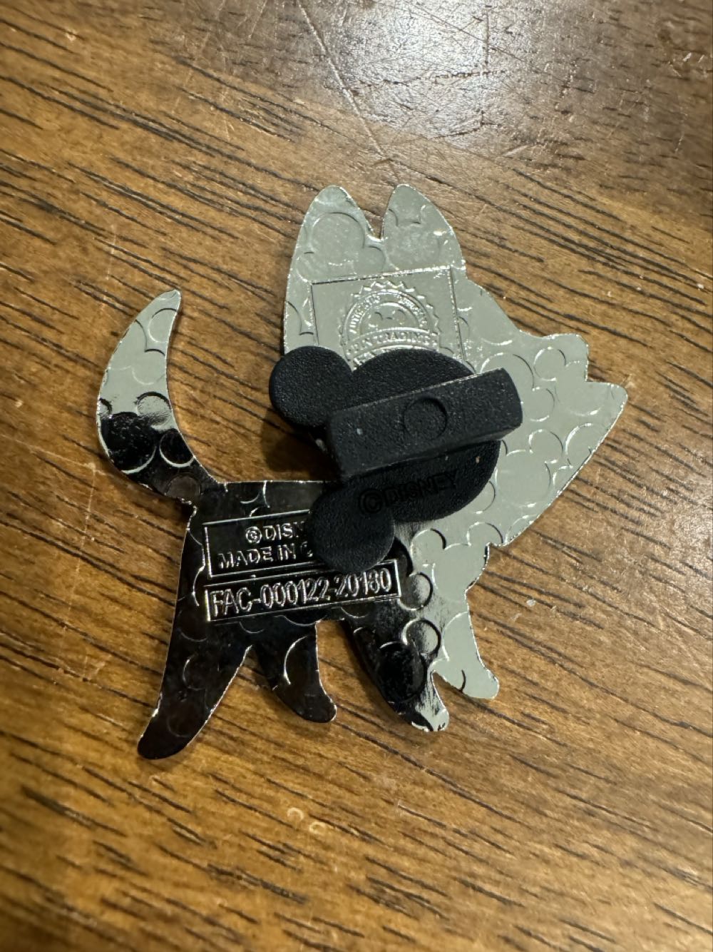 Bolt Wit Carrot   pin collectible - Main Image 2