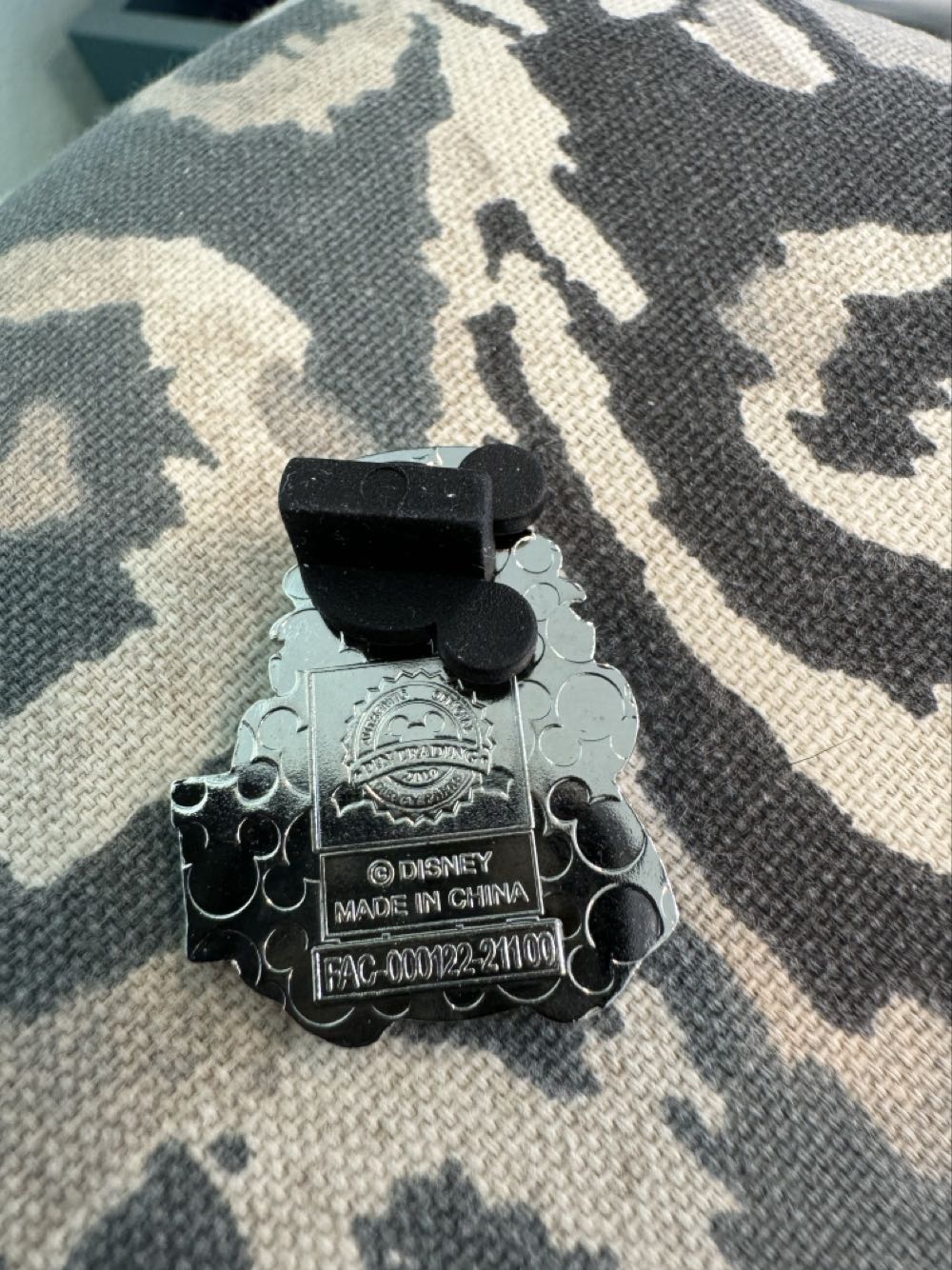 Haunted mansion, Hatbox Ghost, Baby  pin collectible - Main Image 2