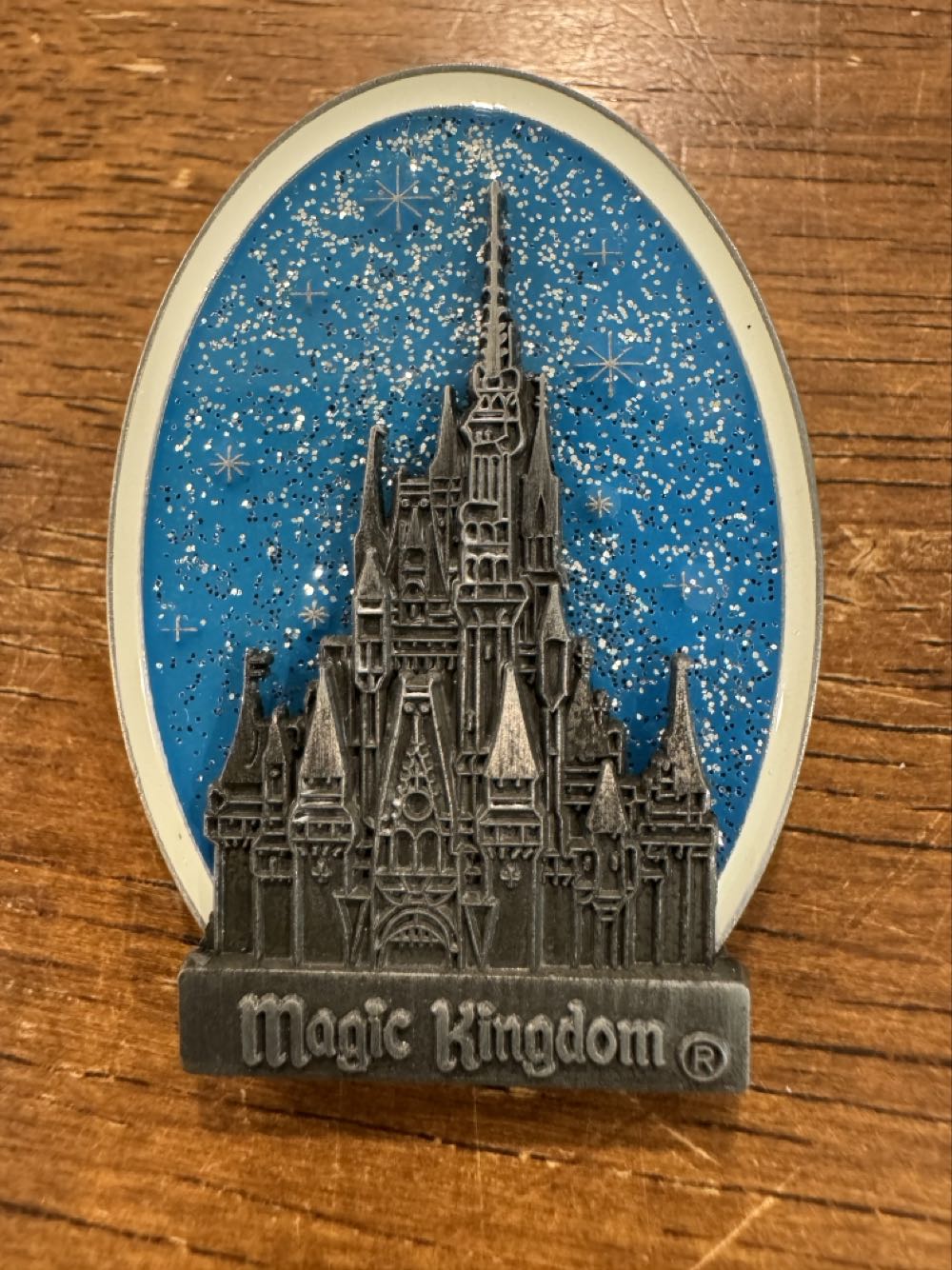 Cinderella castle, Walt Disney World, Magic Kingdom Glittery Castle  pin collectible [Barcode 400020158253] - Main Image 2