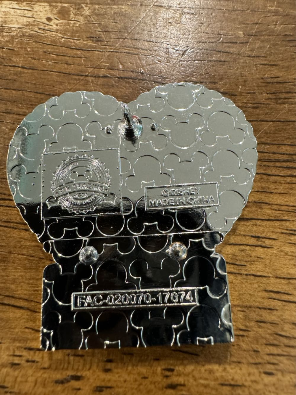 Mickey & Minnie Heart, I Love You, You Love Me  pin collectible [Barcode 400009893687] - Main Image 3