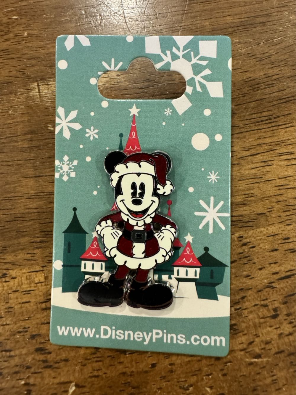 Mickey Mouse Santa, Christmas  pin collectible [Barcode 400000629520] - Main Image 2