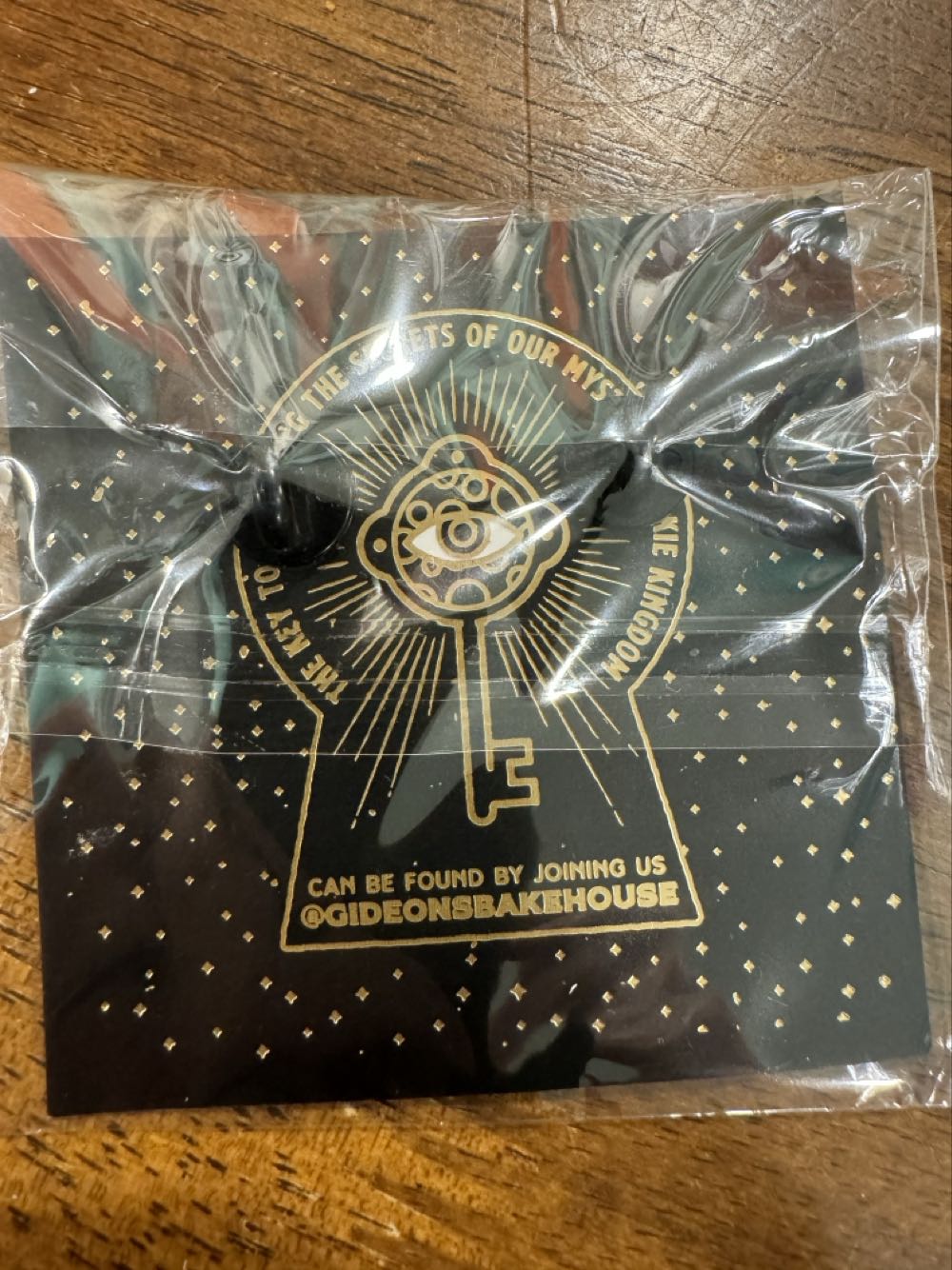 Gideon’s Bakehouse, G Bat Wing Logo, Disney Springs  pin collectible - Main Image 2