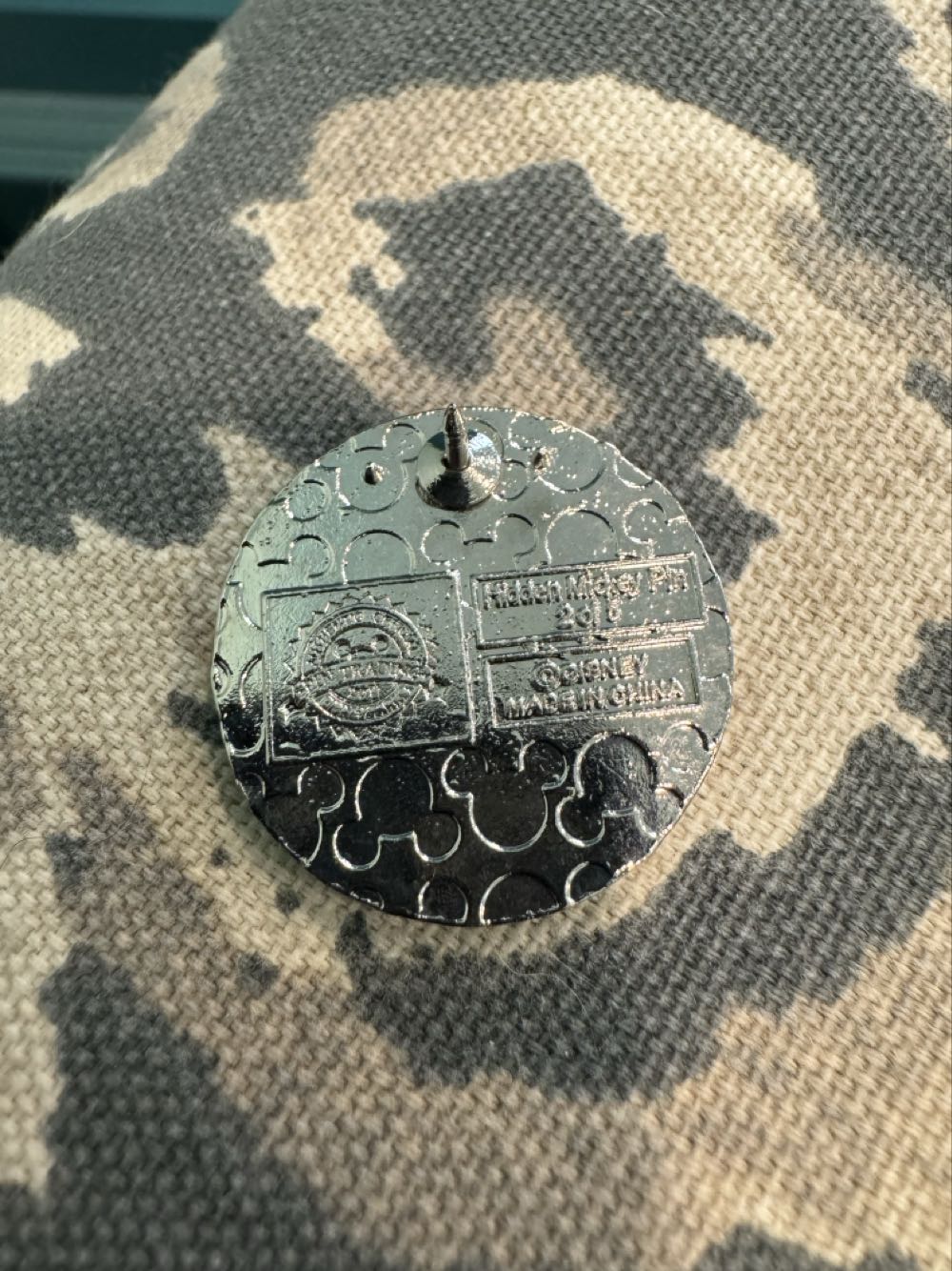 Epcot the world of motion logo  pin collectible - Main Image 2