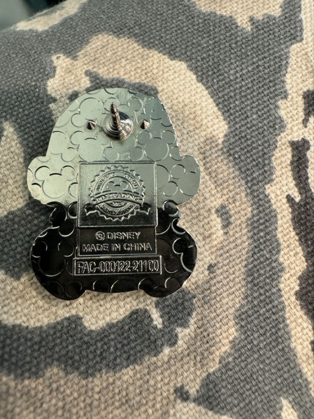 Baby Jack sparrow Pirates of the Caribbean  pin collectible - Main Image 2