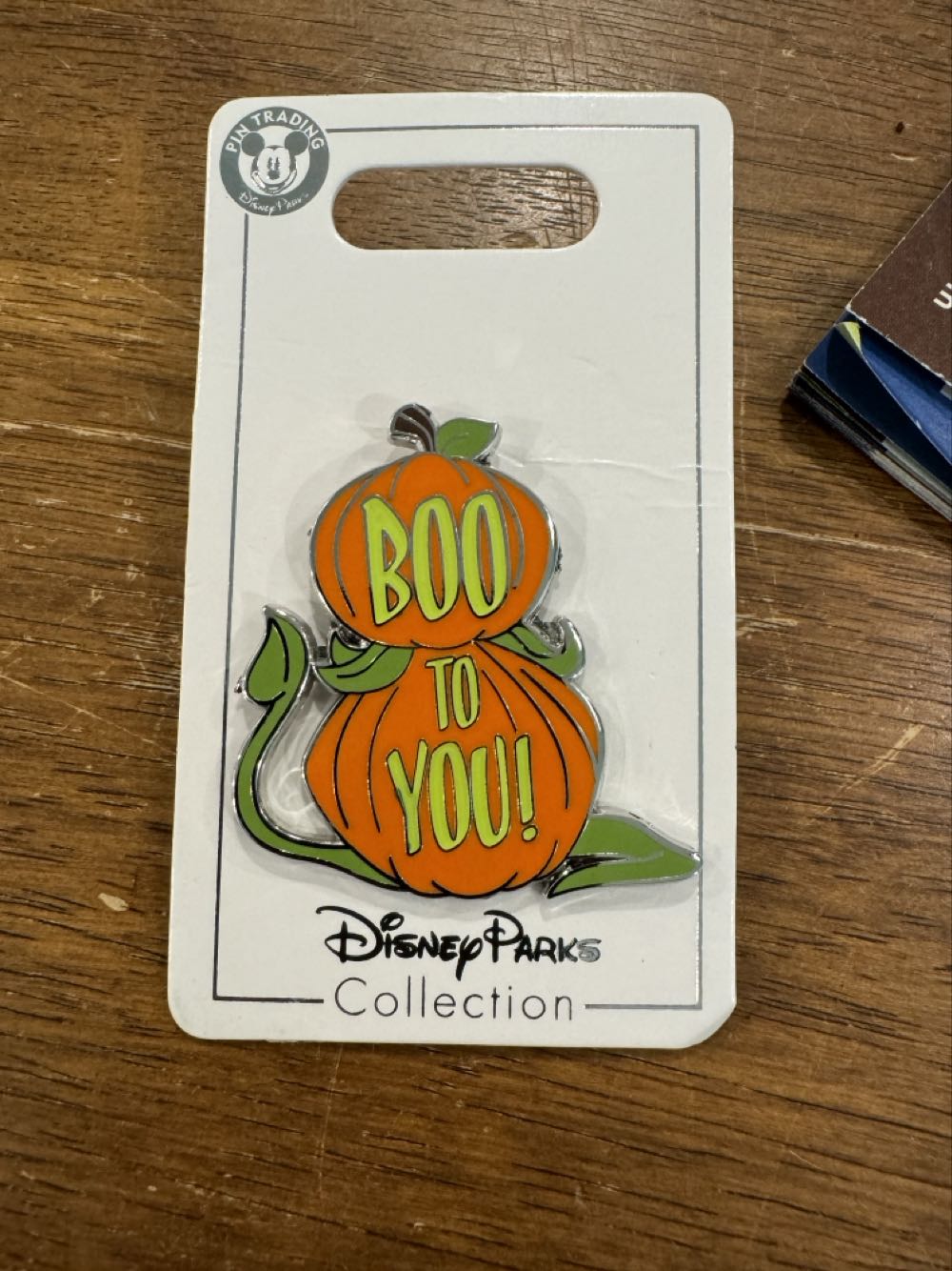 Halloween, Boo To You Pumpkins  pin collectible [Barcode 400000361123] - Main Image 2