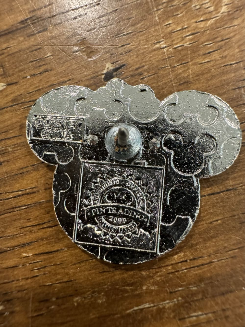 Halloween 2002 Minnie Mouse, Pumpkin  pin collectible - Main Image 2