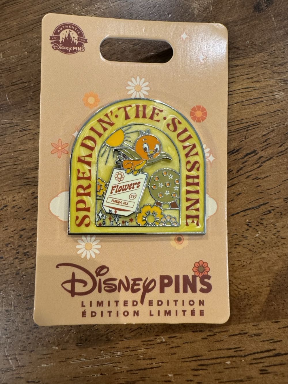 Orange Bird flower and garden, Epcot, spreading the sunshine  pin collectible [Barcode 400954170055] - Main Image 2