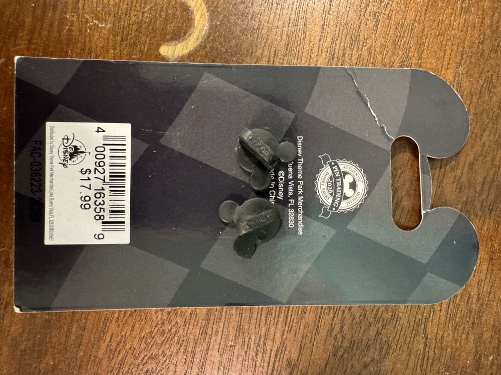 Dumbo park, cruisers, Limited Edition  pin collectible [Barcode 400927163589] - Main Image 4