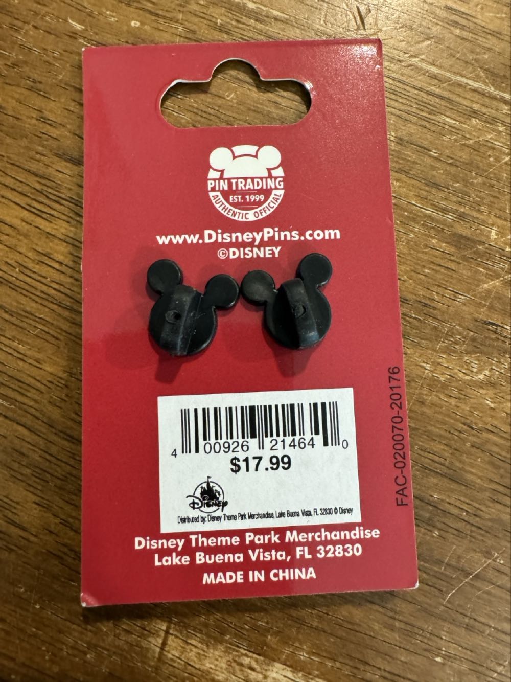 The Little Mermaid, Ariel, And Flounder 2020 Beach Club Resort Happy Holidays  pin collectible [Barcode 400926214640] - Main Image 3