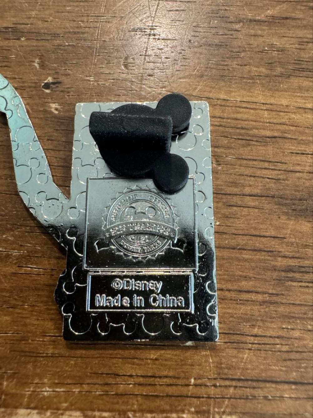 The little mermaid, Ariel reaching up  pin collectible - Main Image 2