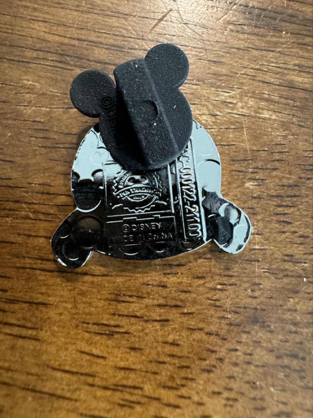 The Little Mermaid Flounder TSMU  pin collectible - Main Image 2