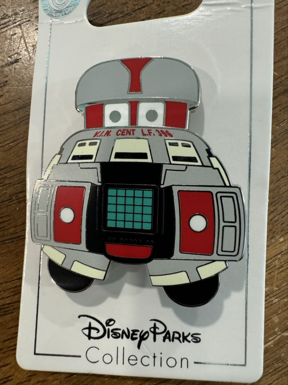 The Black Hole, Vincent  pin collectible [Barcode 400918914572] - Main Image 2