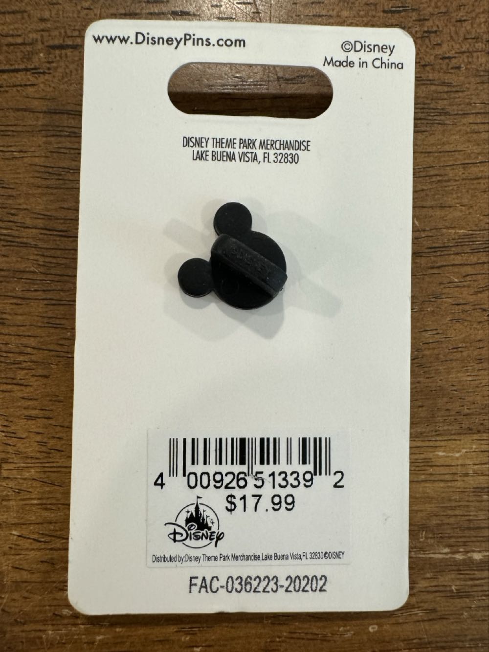 Walt Disney Day photo with Tinker Bell  pin collectible [Barcode 400926513392] - Main Image 2