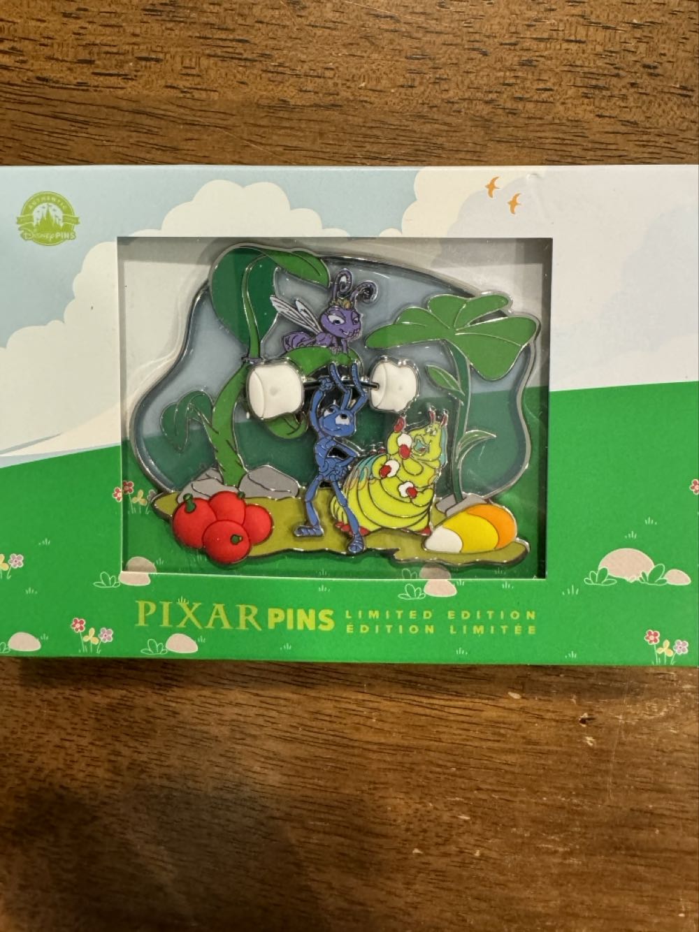 A Bugs Life, Flik Princess Atta And Heimlich, Picnic Jumbo  pin collectible [Barcode 400966369959] - Main Image 2